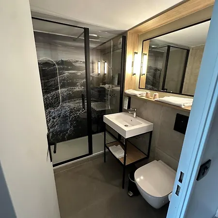 Campanile Clermont-Ferrand ~ Riom Hotel Exterior photo