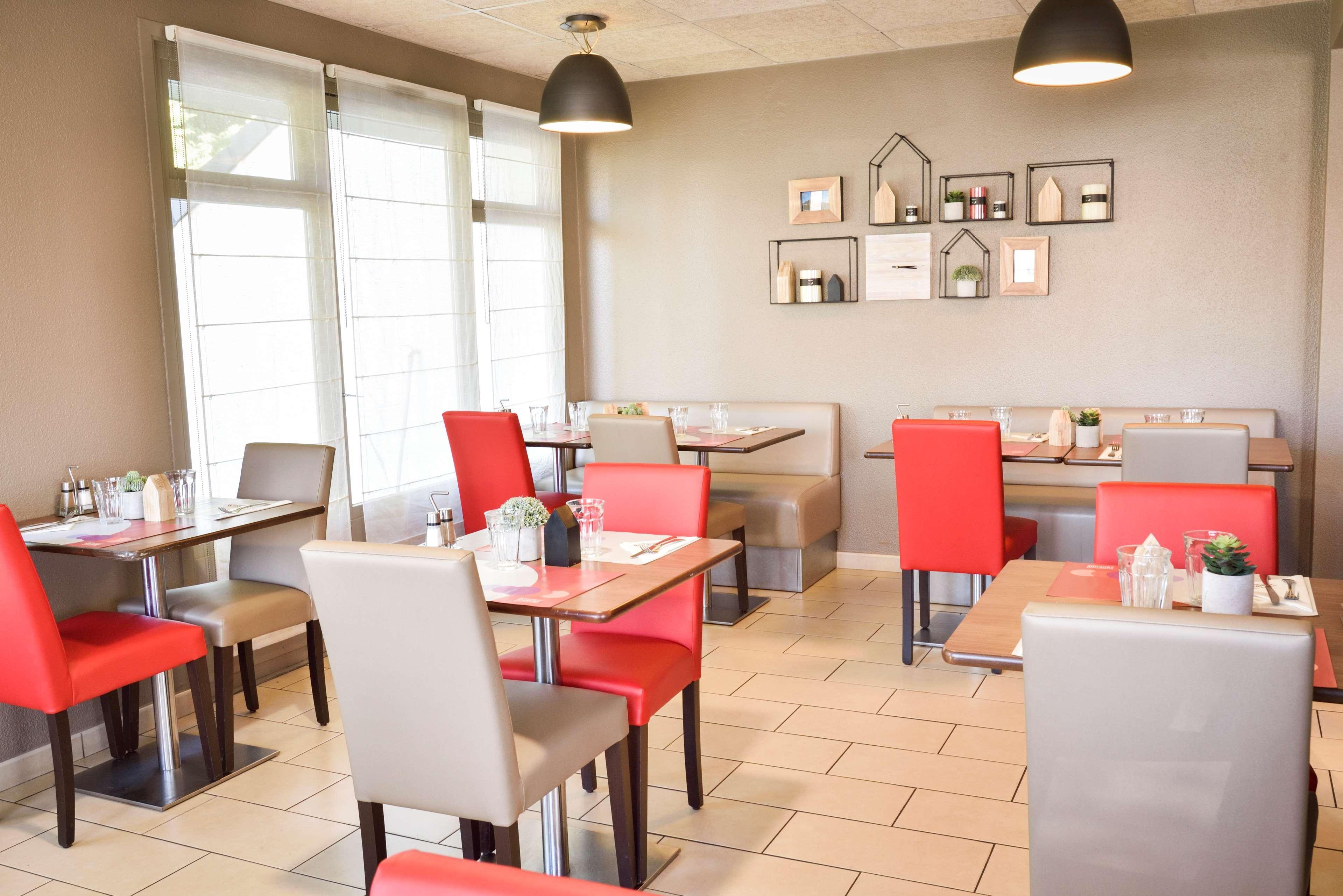 Restaurant Campanile Clérmont Ferrand Nord 3*