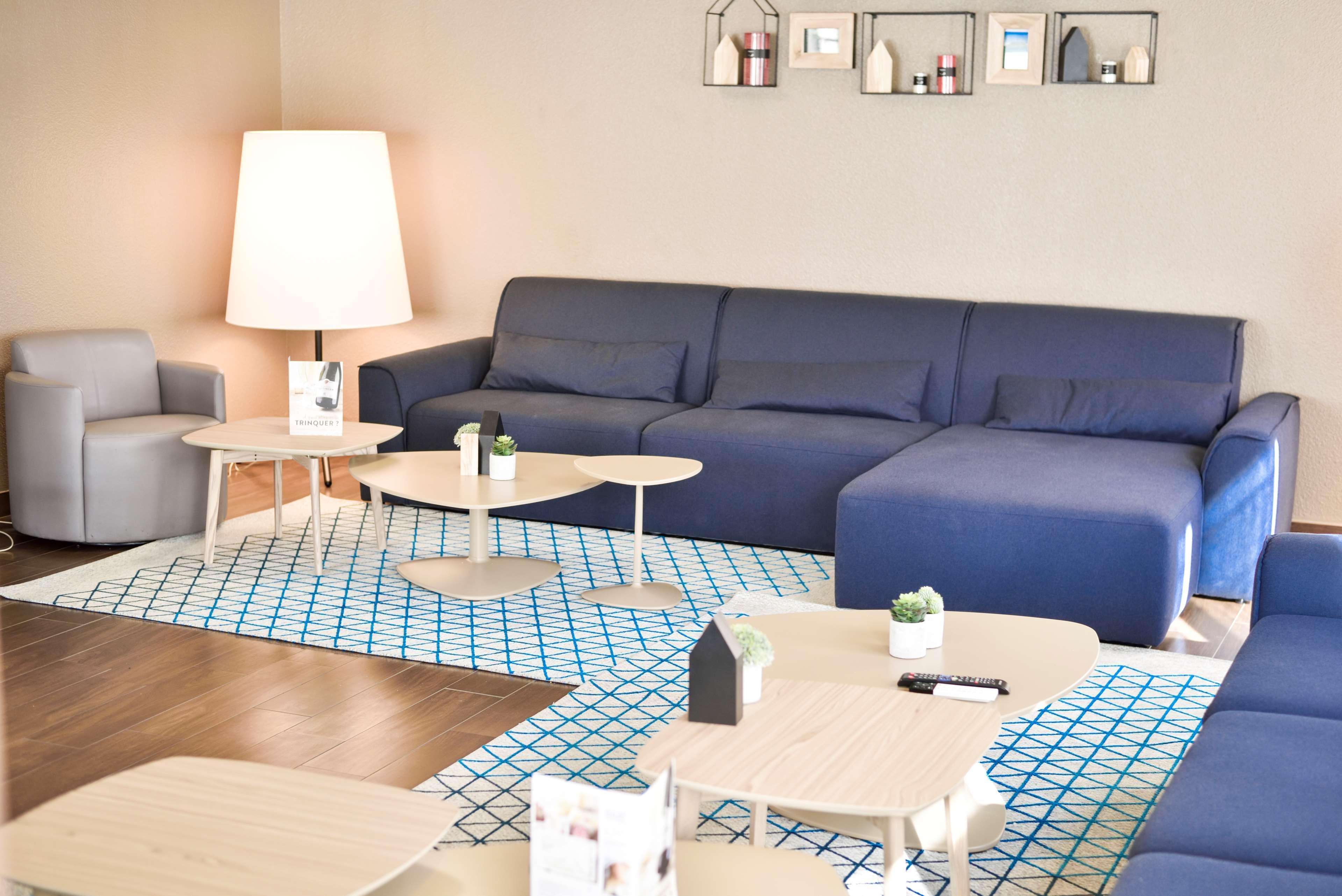 Hotel Campanile Clermont-ferrand ~ 3*