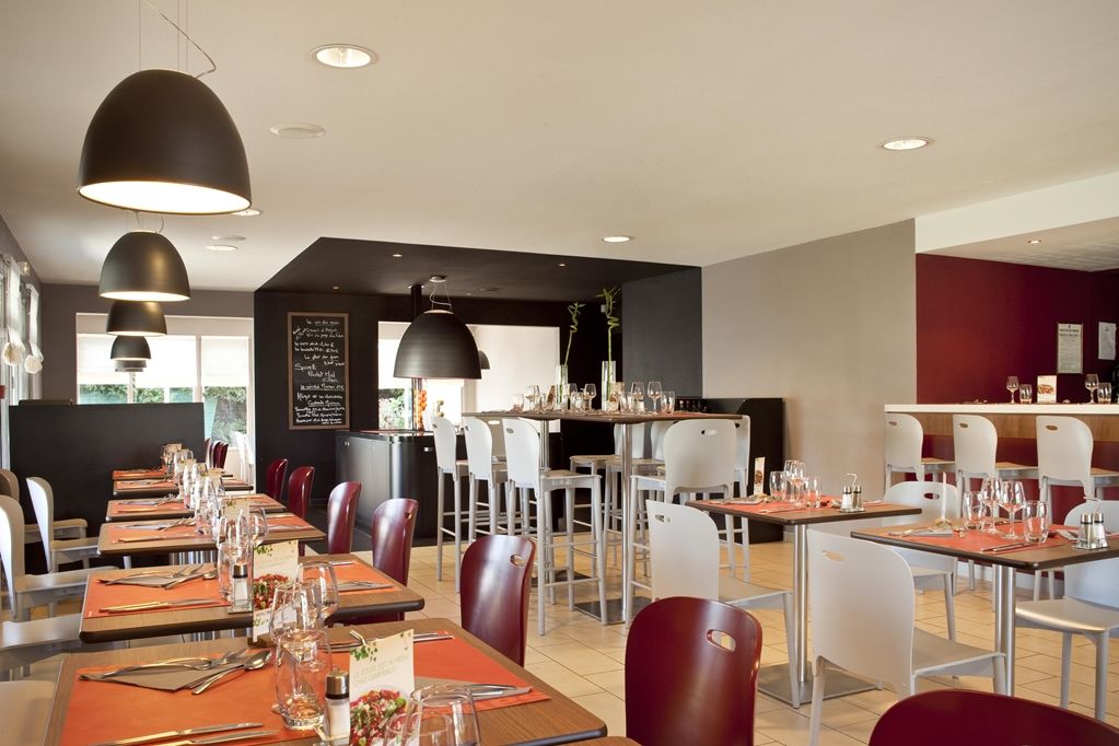 Restaurant Campanile Clérmont Ferrand Nord 3* Riom